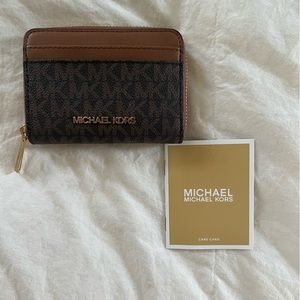 Michael Kors Small Logo and Leather Wallet